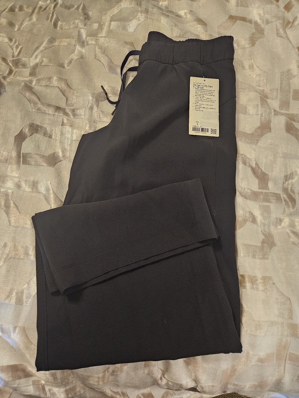 NWT - Lululemon On The Fly Pants - Full Length